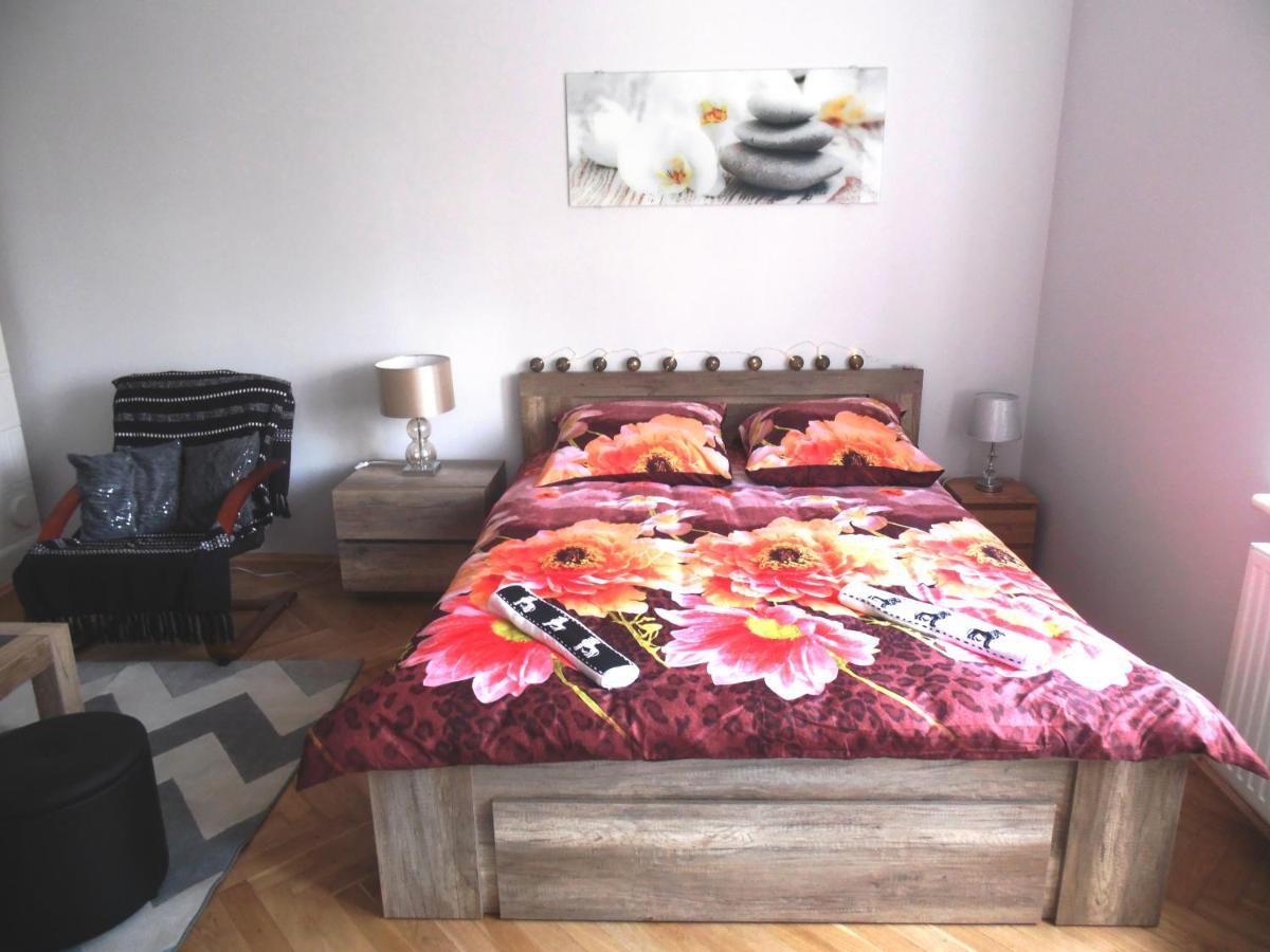 Apartament Orchidea Krasków Eksteriør bilde